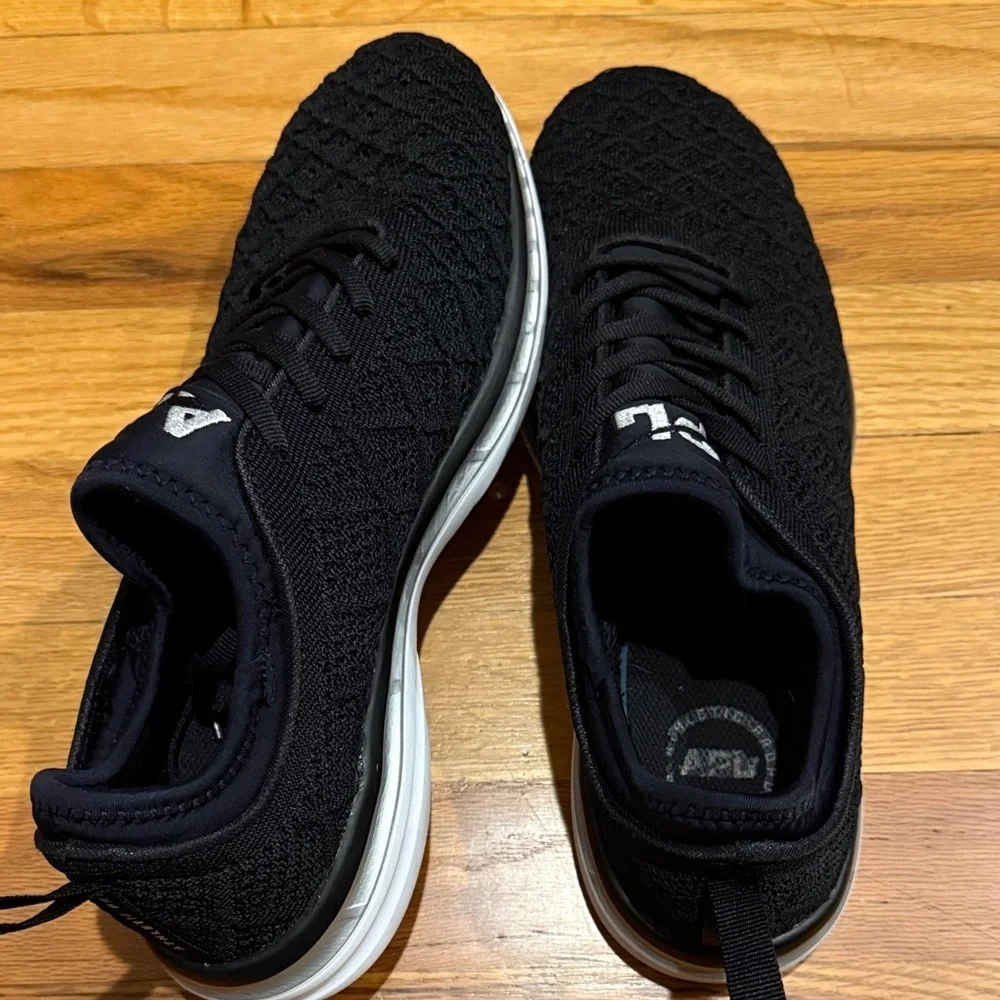 APL Men's Black Knit Athletic Shoes